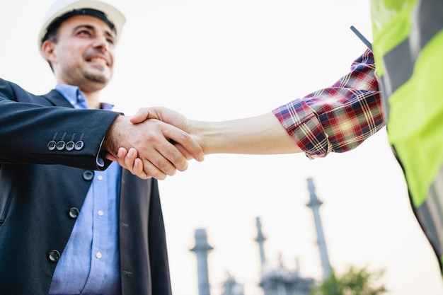 bussines partners handshakes construction business business successful teamwork concept 24165 802